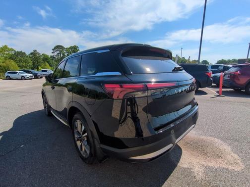 Black Obsidian 2026 INFINITI QX60 PURE FWD
