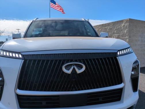 2025 INFINITI QX80 SENSORY AWD