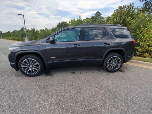 Iridium Metallic 2017 GMC Acadia SLT-1