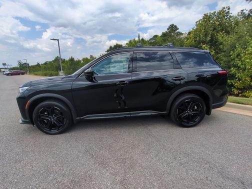 Mineral Black 2027 INFINITI QX60 SPORT AWD