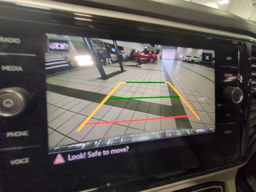 2022 Volkswagen Atlas 3.6L SE w/Technology