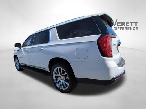 2022 GMC Yukon XL SLT