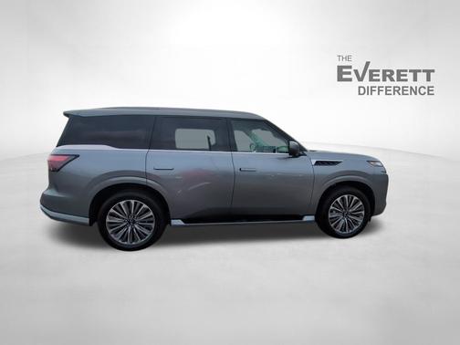 Dynamic Metal 2026 INFINITI QX80 Luxe