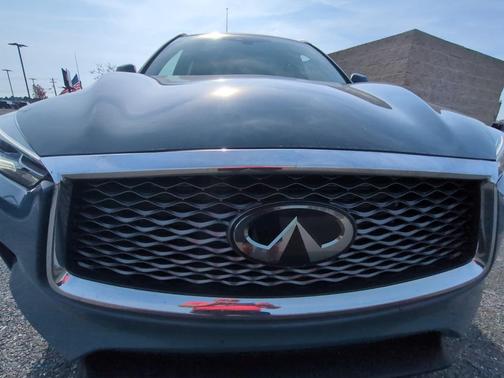 2024 INFINITI QX50 LUXE