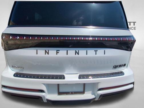 Radiant White/Black Obsidian 2027 INFINITI QX80 AUTOGRAPH