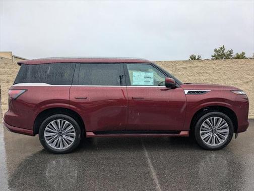 2025 INFINITI QX80 SENSORY AWD