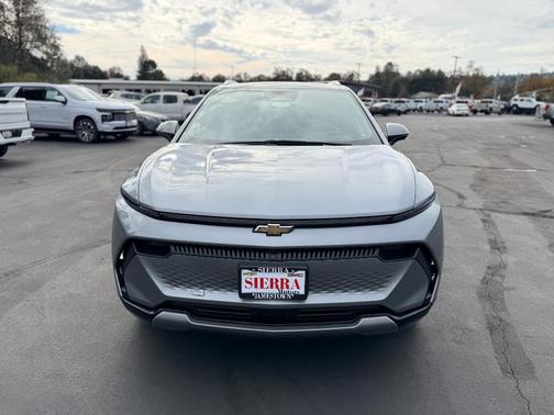 2026 Chevrolet Equinox EV LT 2