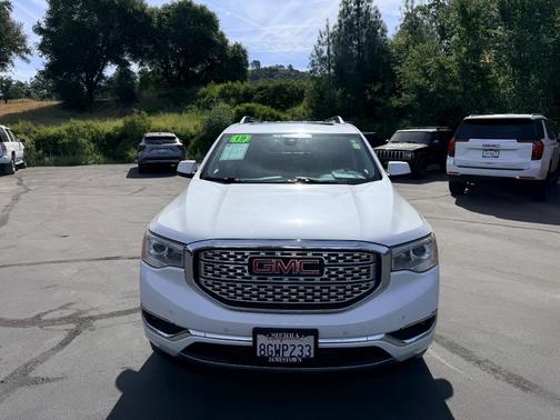 White Frost Tri-Coat 2019 GMC Acadia Denali