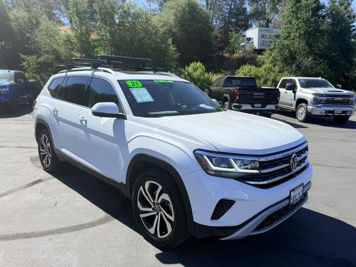 Pure White 2021 Volkswagen Atlas 3.6 V6 SEL Premium