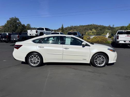 2016 Toyota Avalon Hybrid Limited
