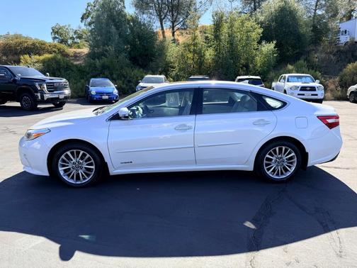 2016 Toyota Avalon Hybrid Limited