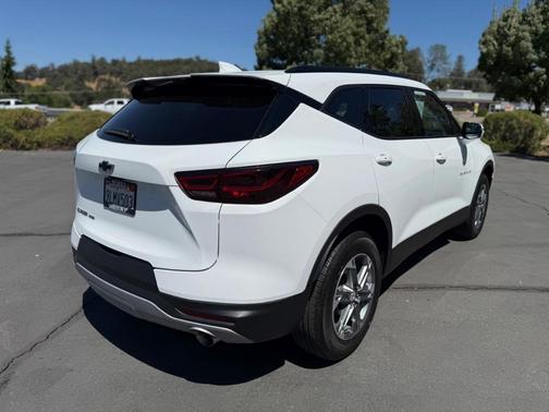 2024 Chevrolet Blazer LT