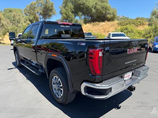 2025 GMC Sierra 2500 SLT