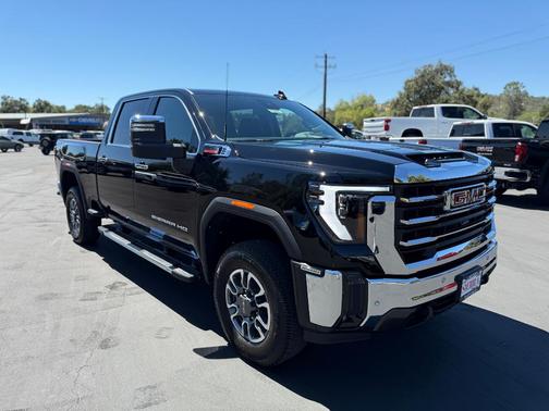 2025 GMC Sierra 2500 SLT