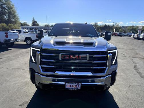 Dune 2026 GMC Sierra 2500 SLE