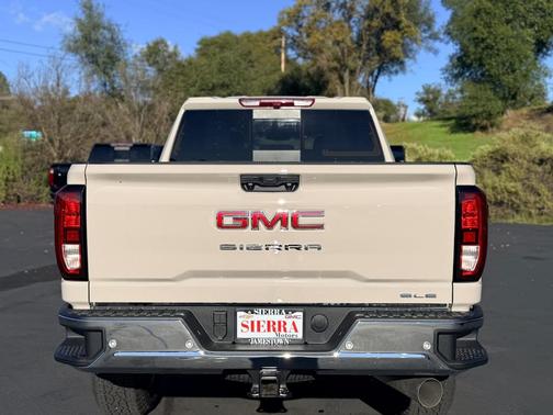 2026 GMC Sierra 2500 SLE