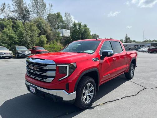 2025 GMC Sierra 1500 SLE