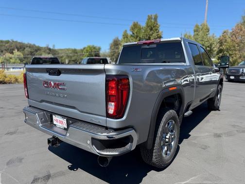 2025 GMC Sierra 2500 SLE