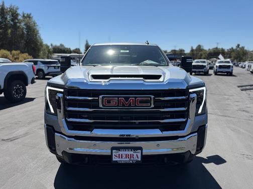 2025 GMC Sierra 2500 SLE