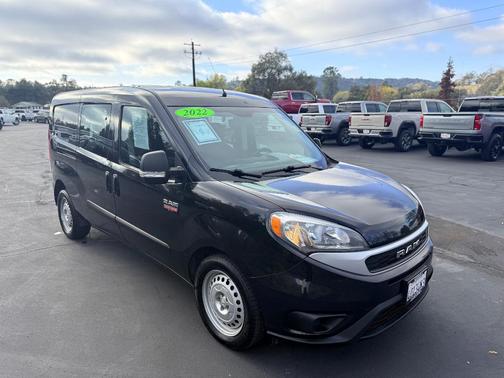 2022 RAM ProMaster City Base