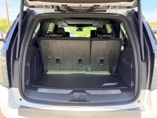 Summit White 2026 Chevrolet Tahoe Z71
