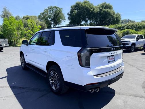 Summit White 2026 Chevrolet Tahoe Z71