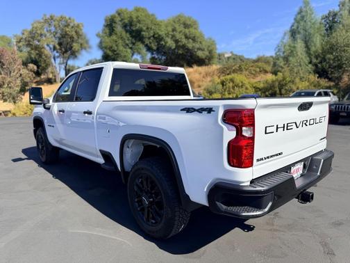 2026 Chevrolet Silverado 2500 Custom