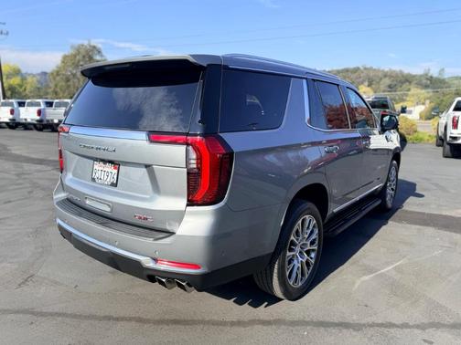 2025 GMC Yukon Denali