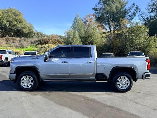 2024 Chevrolet Silverado 2500 High Country