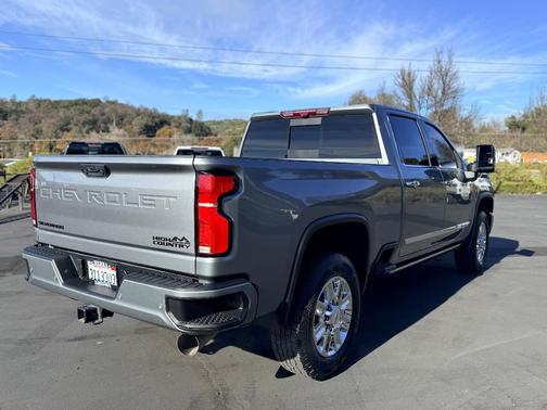 2024 Chevrolet Silverado 2500 High Country