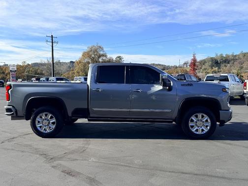2024 Chevrolet Silverado 2500 High Country