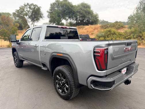 2026 GMC Sierra 2500 AT4