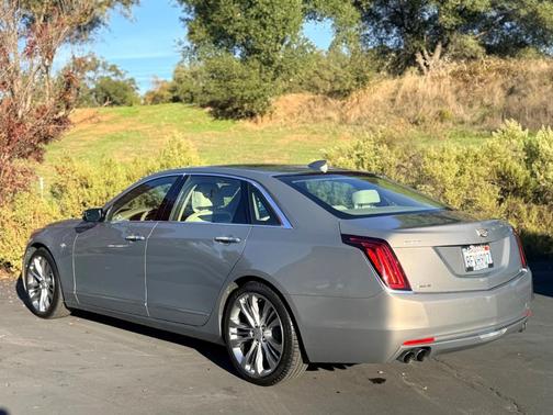 2018 Cadillac CT6 3.6L Platinum