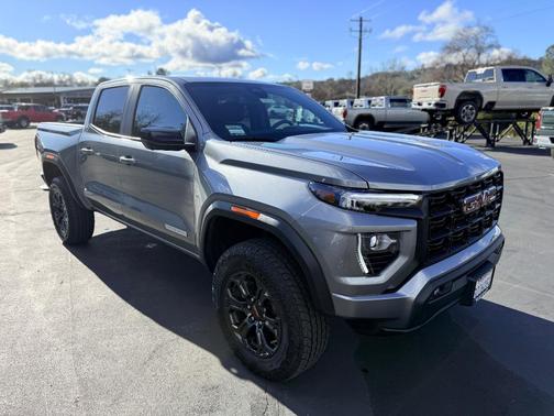 2025 GMC Canyon Elevation