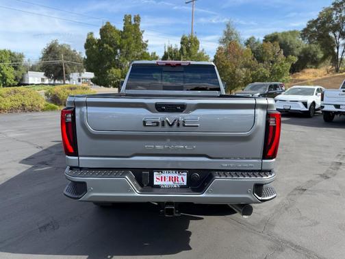 2025 GMC Sierra 2500 Denali Ultimate