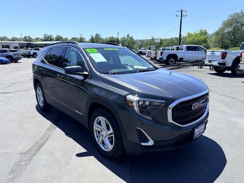 Graphite Gray Metallic 2018 GMC Terrain SLE