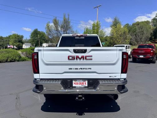 2026 GMC Sierra 2500 SLT