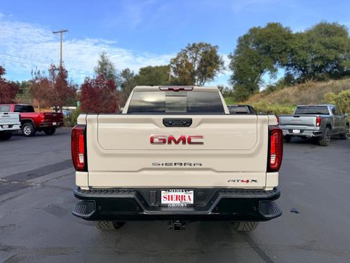 2026 GMC Sierra 1500 AT4X