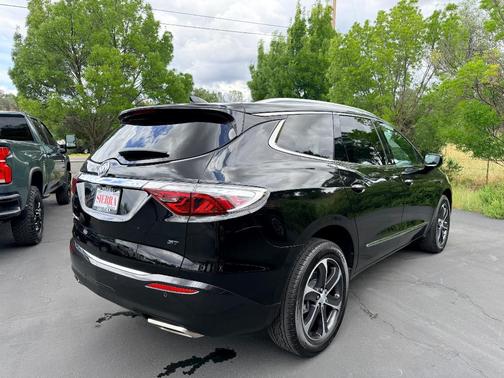 Ebony Twilight Metallic 2022 Buick Enclave Essence