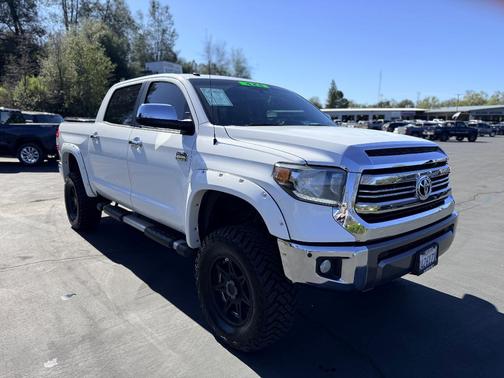 2016 Toyota Tundra Platinum