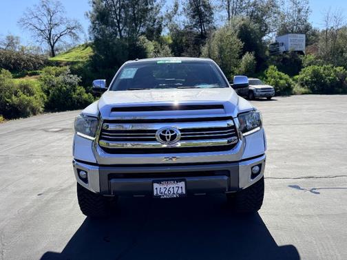 2016 Toyota Tundra Platinum