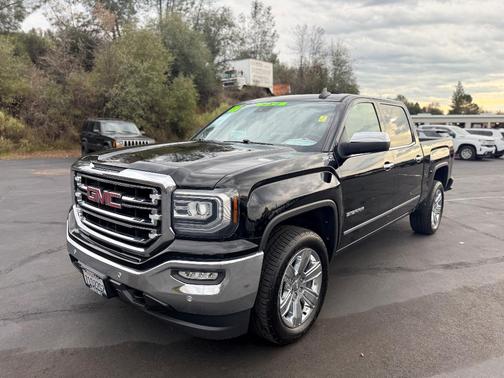 2017 GMC Sierra 1500 SLT