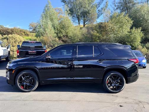 2022 Chevrolet Traverse Premier