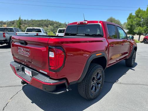 2025 GMC Canyon Elevation