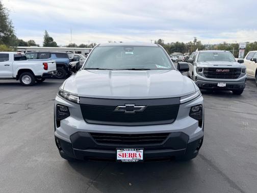 2026 Chevrolet Silverado EV WT