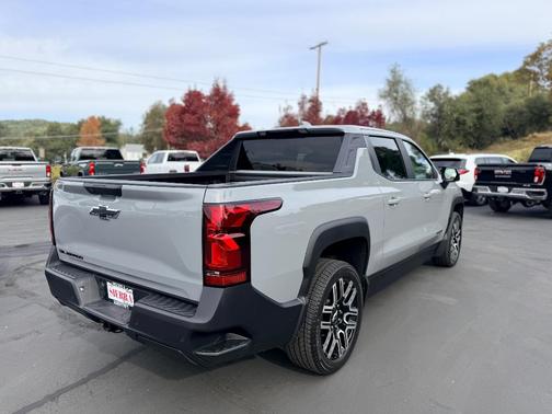 2026 Chevrolet Silverado EV WT