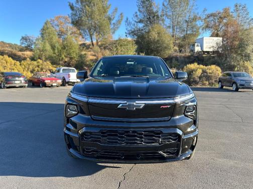 2024 Chevrolet Silverado EV RST
