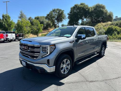 2023 GMC Sierra 1500 SLT
