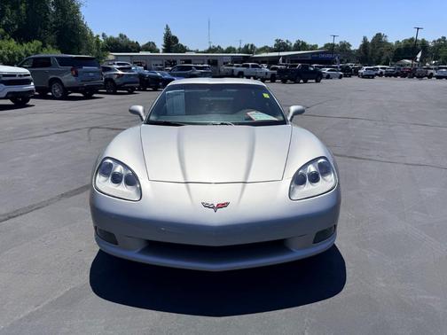 Machine Silver Metallic 2007 Chevrolet Corvette Base
