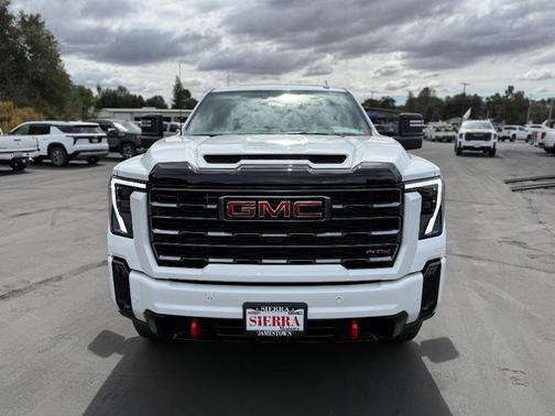 2025 GMC Sierra 2500 AT4